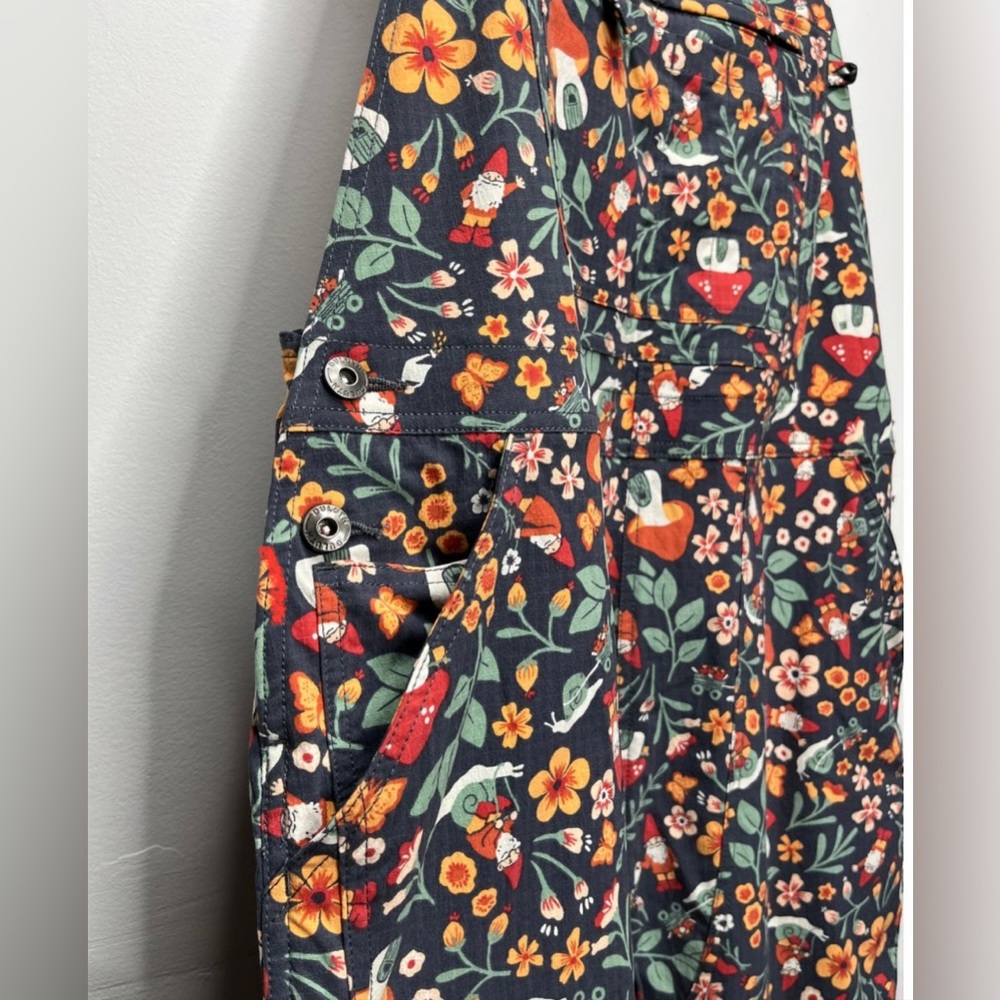 Duluth Trading Co Heirloom Gardening Gnome Overalls, size XL 31" inseam